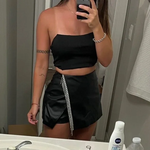 Faux leather mini skirt shorts - skort,  rhinestone embellished fringe trim NWT - Picture 8 of 8